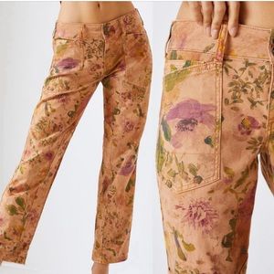 Anthropologie Pilcro Boho Floral Pants Jeans Loose Baggy Straight leg Size 30
